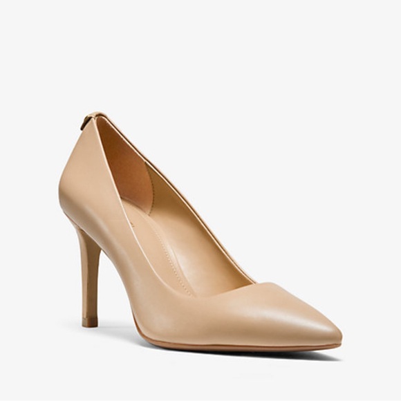 Michael Kors Shoes - New Michael Kors Alina Flex Pump Neutral Heel- size 8